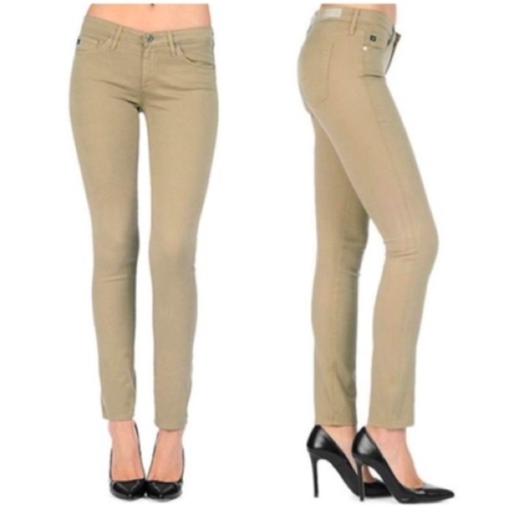 ⚡️AG “the Stilt” Skinny Tan Khaki Pants Size 26R